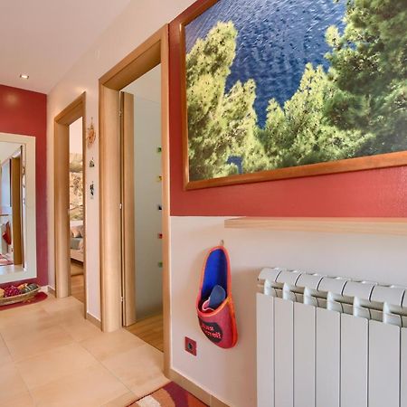 Tomisha Apartment Pjescana Uvala Ngoại thất bức ảnh