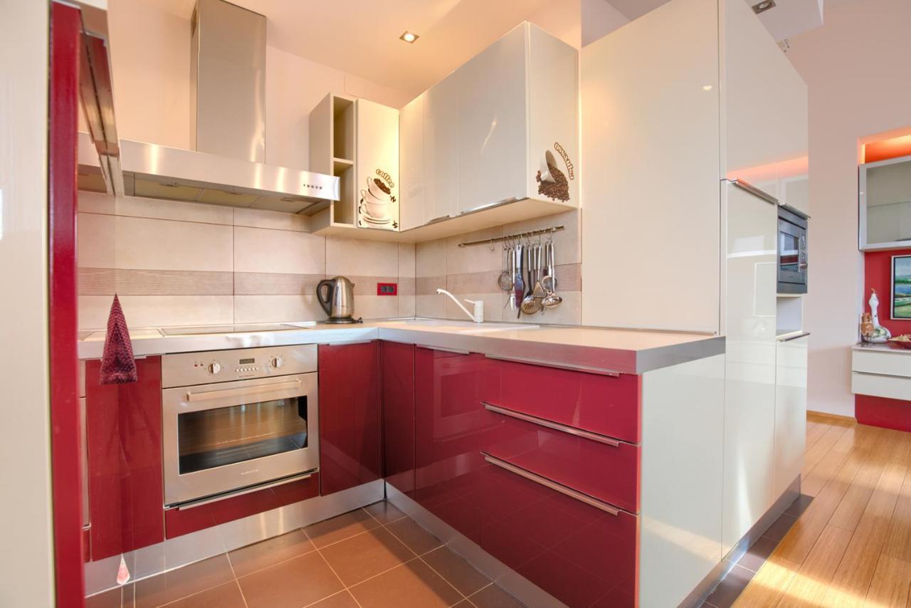 Tomisha Apartment Pjescana Uvala Ngoại thất bức ảnh