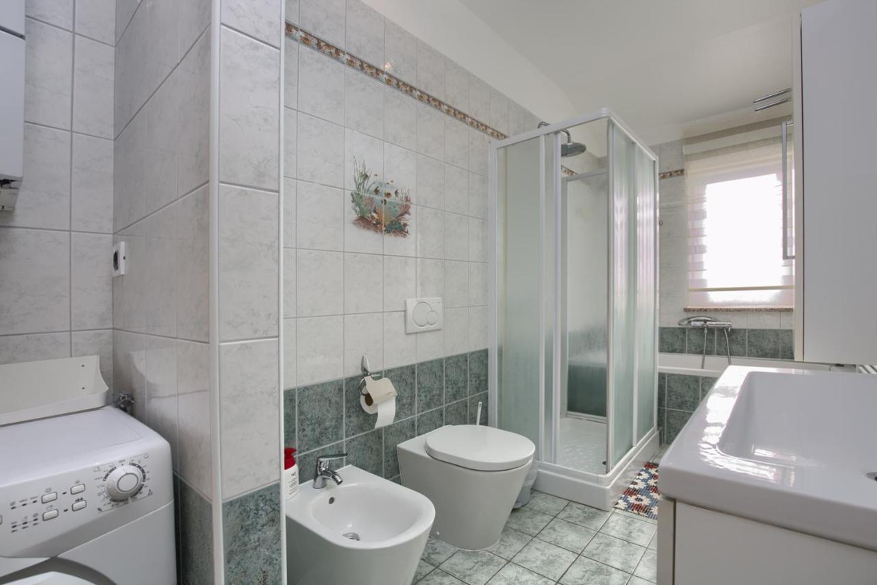 Tomisha Apartment Pjescana Uvala Ngoại thất bức ảnh